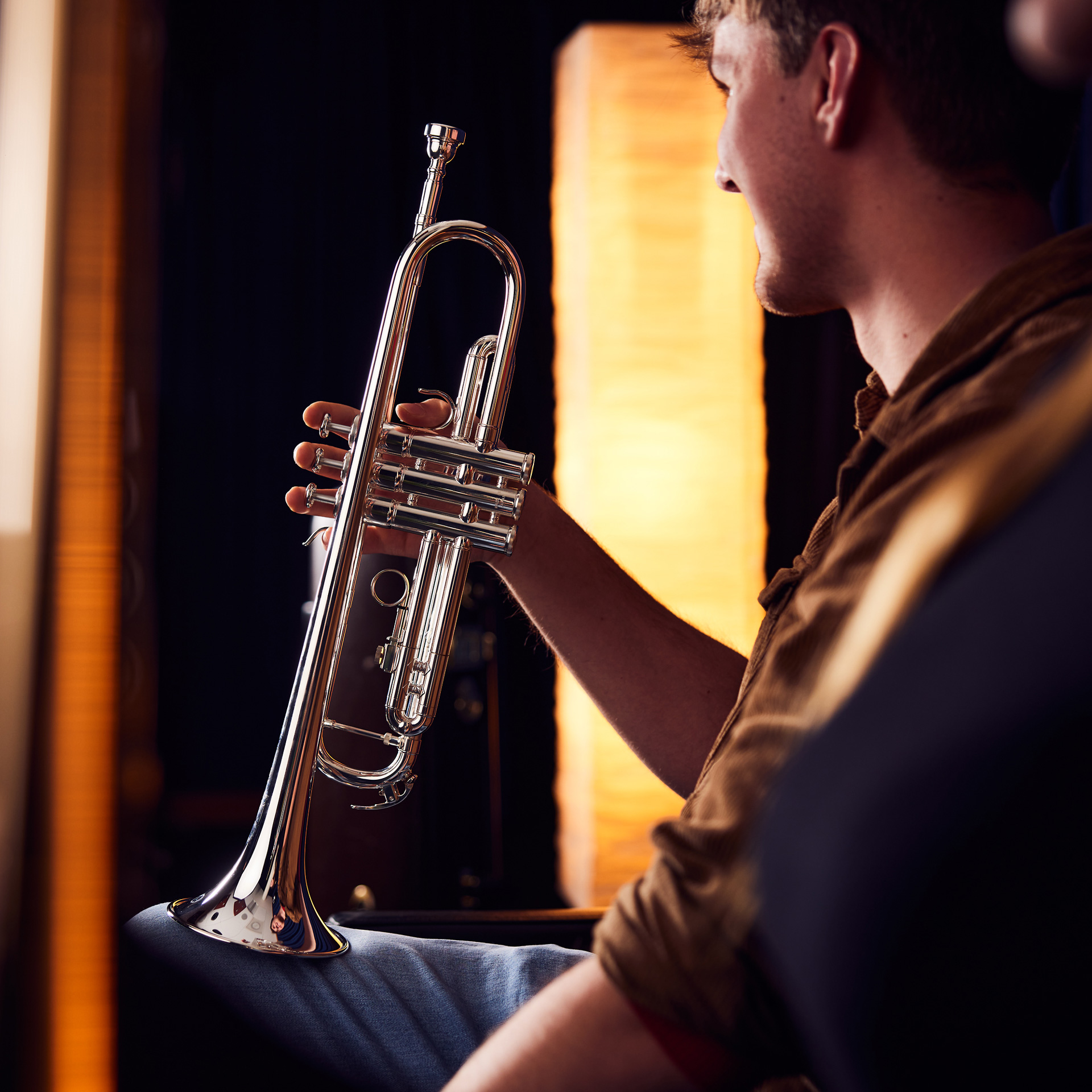 3000042_YAMAHA-Trompete-YTR-8335RCS-Commercial_Mood_07