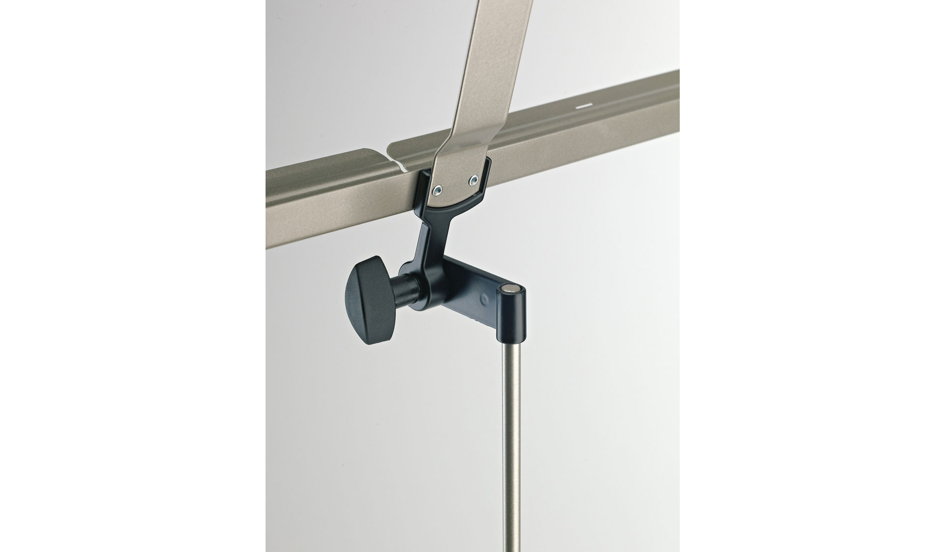 K-M-Notenstaender-100-5-vernickelt_3