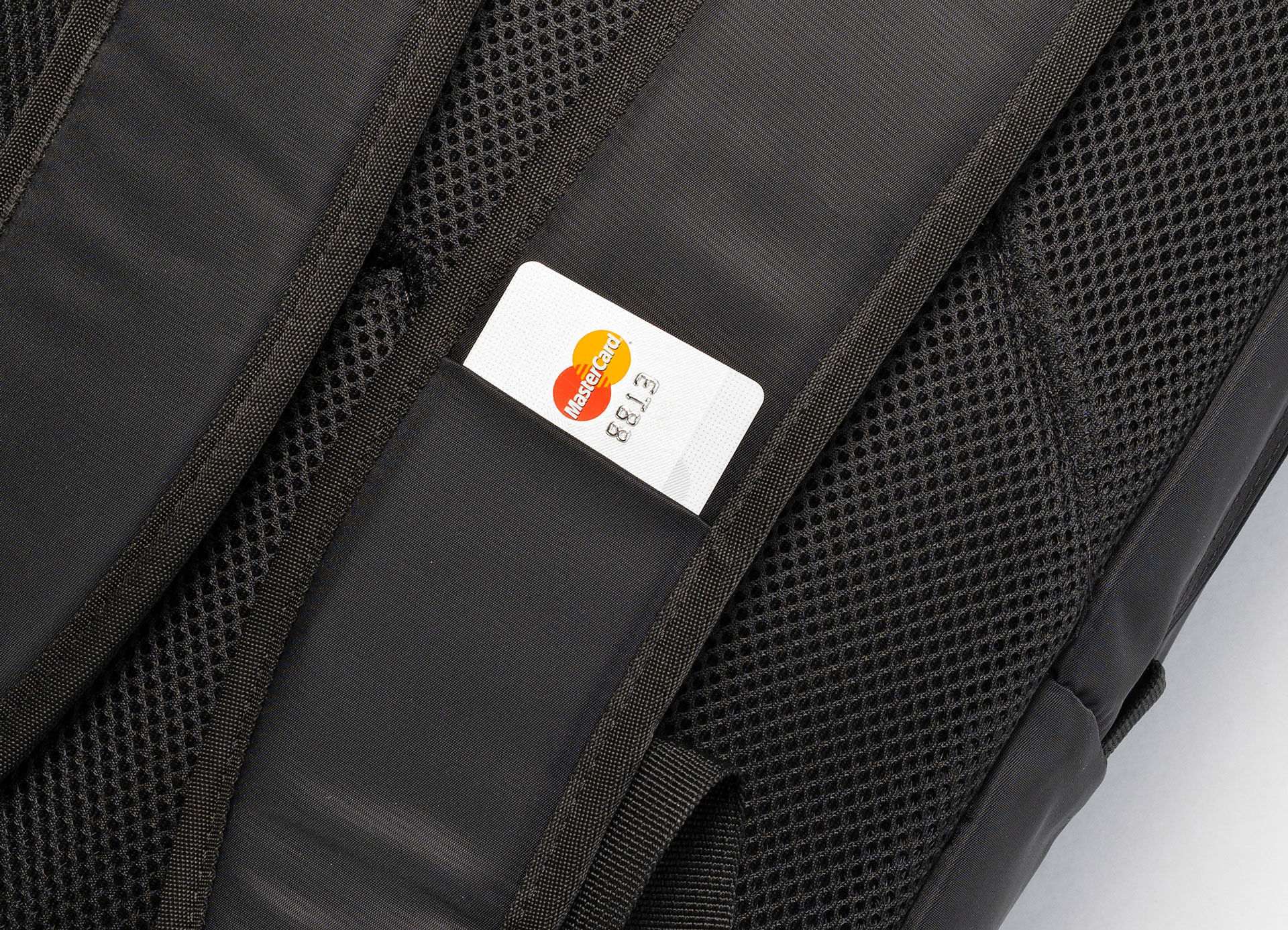 ROI-Back-Pack-Querfloeten-Rucksack-black_4