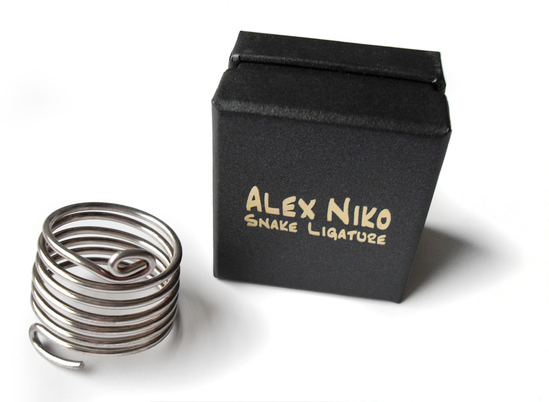 ALEX-NIKO-SNAKE-LIGATURE-Klarinette5ad881c27d377 ALEX NIKO SNAKE LIGATURE Sopransax.
