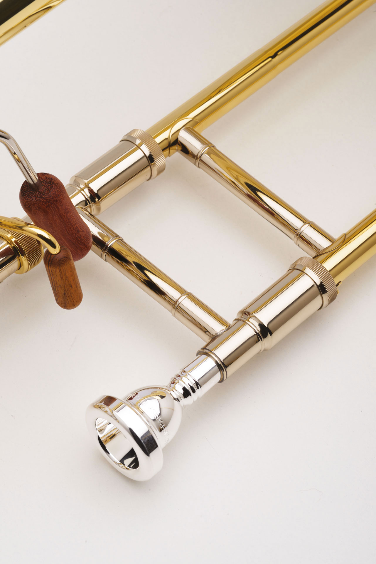 COURTOIS-Bassposaune-AC551BHRA-New-York-Goldmessing_7