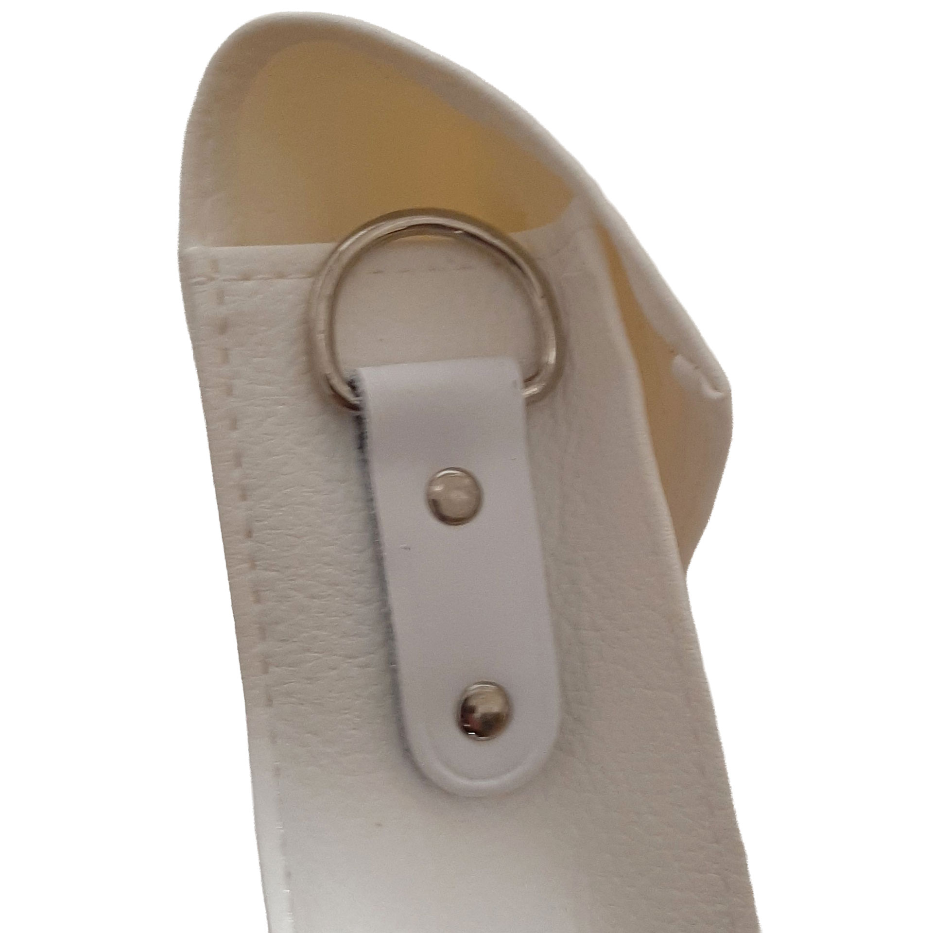 8150822_BOLD-Marschnotentasche-Kunstleder-weiss_02