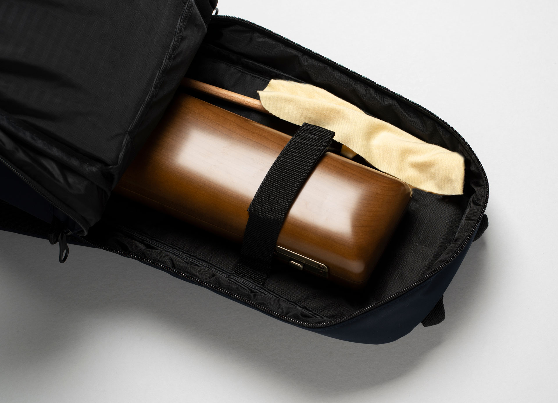 ROI-Cross-Bag-Querfloete-black_10